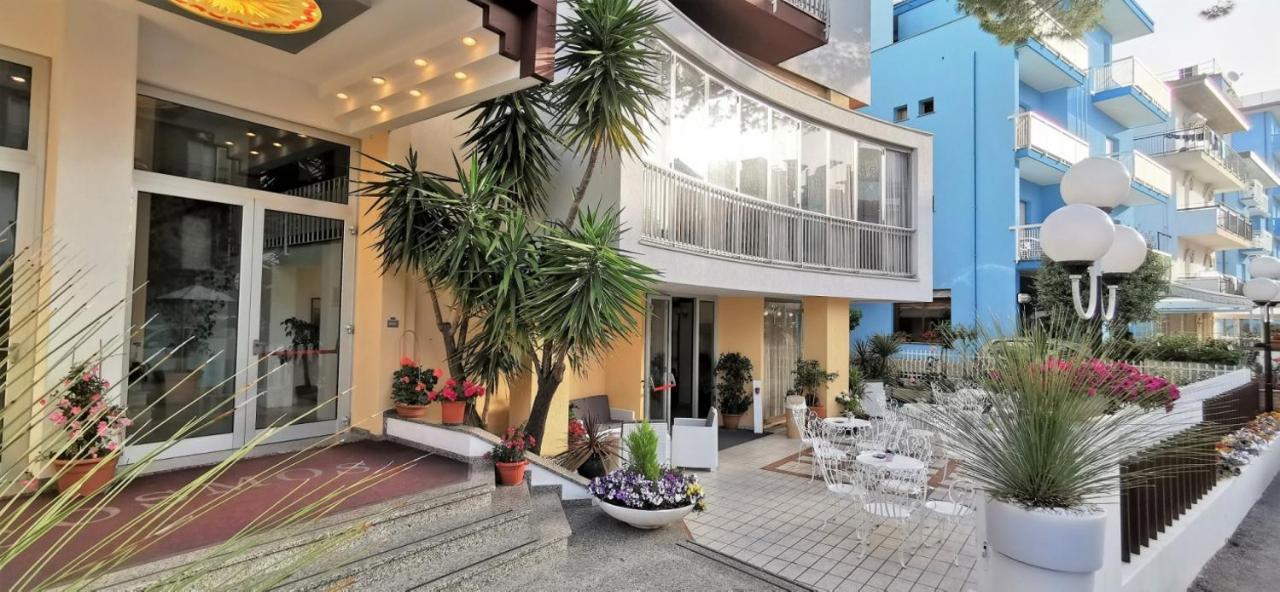 Hotel Cosmos Римини Экстерьер фото