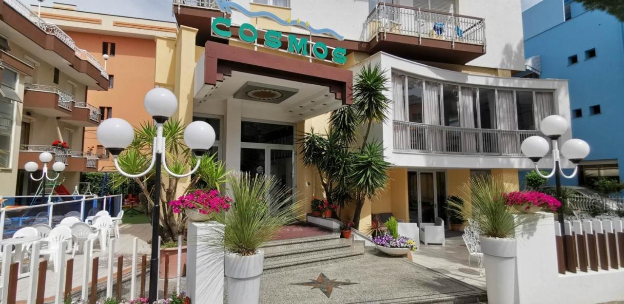 Hotel Cosmos Римини Экстерьер фото